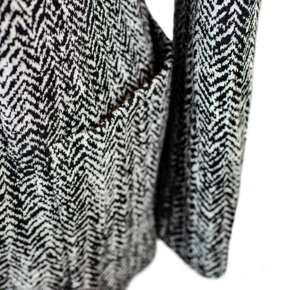 Armani Collezioni Blazer Size 8 - Picture 5 of 8